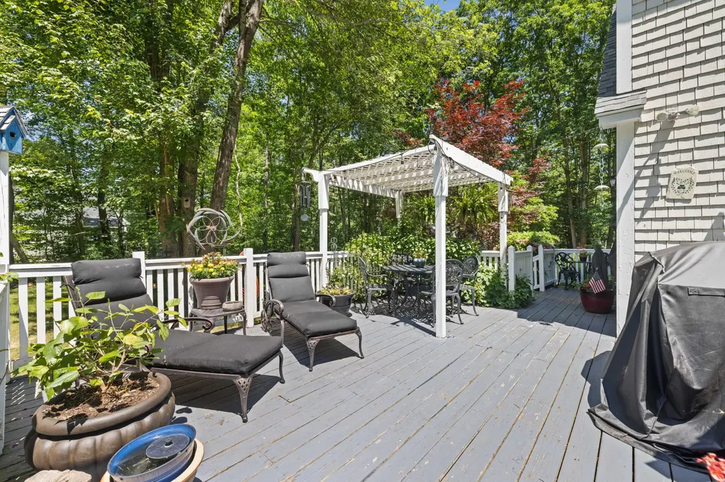 36 Middle Road Kennebunk ME 04043
