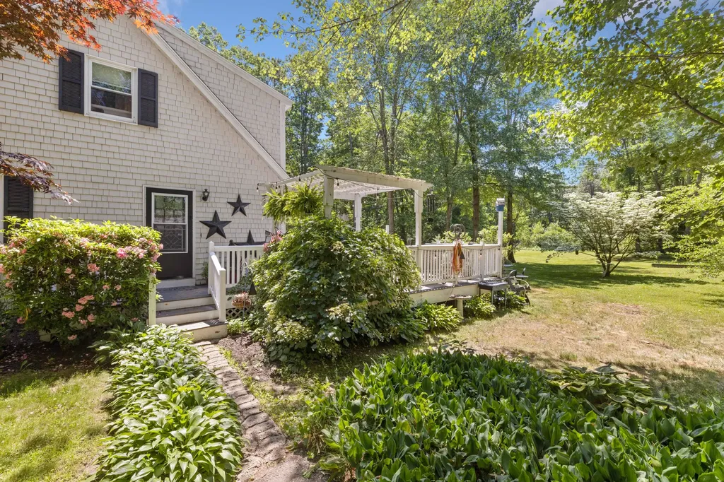36 Middle Road Kennebunk ME 04043