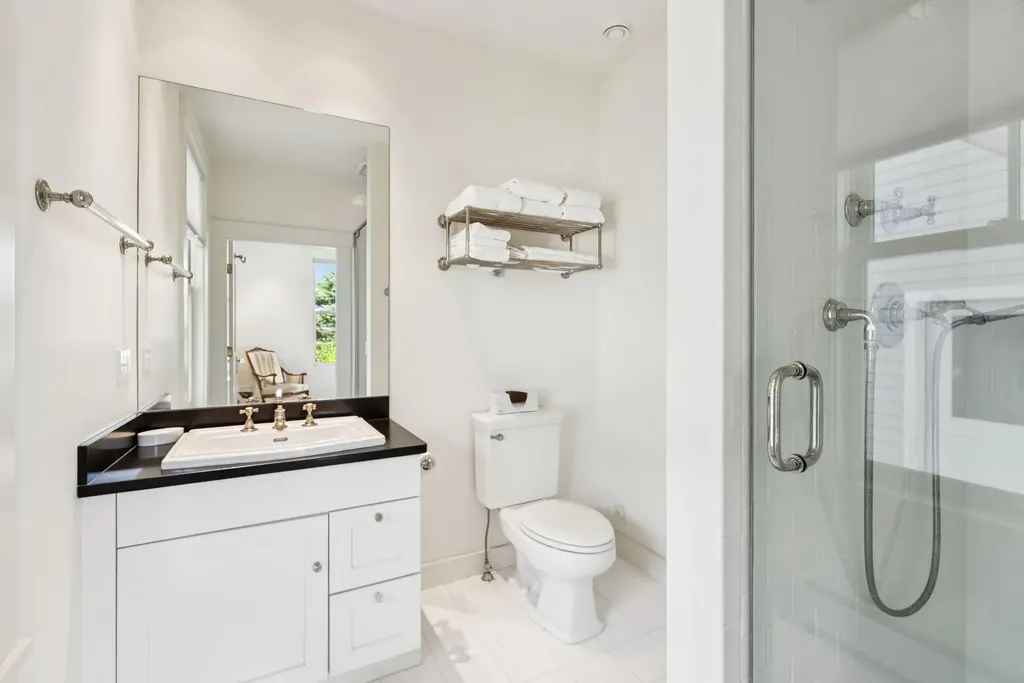 8 Cedar Street Camden ME 04843