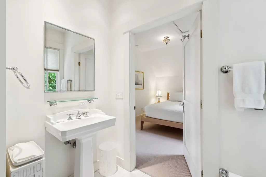 8 Cedar Street Camden ME 04843