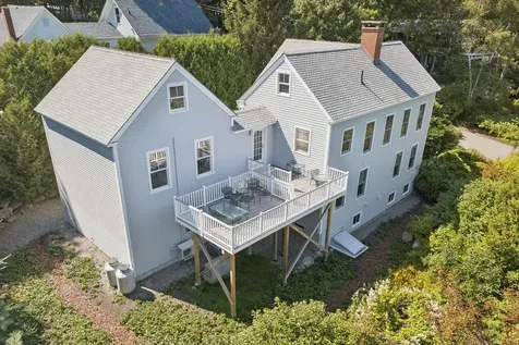 8 Cedar Street Camden ME 04843
