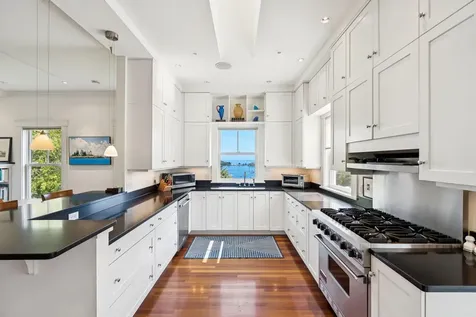 8 Cedar Street Camden ME 04843