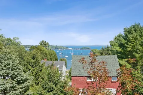 8 Cedar Street Camden ME 04843