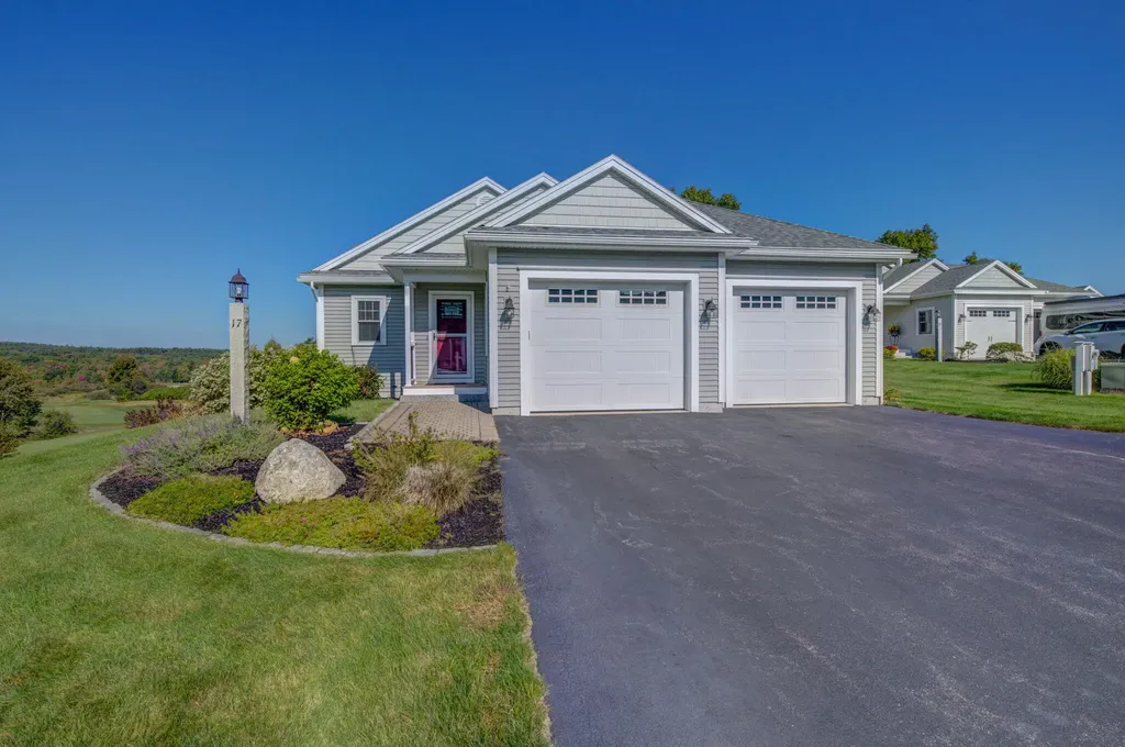 17 Callaway Drive Gray ME 04039