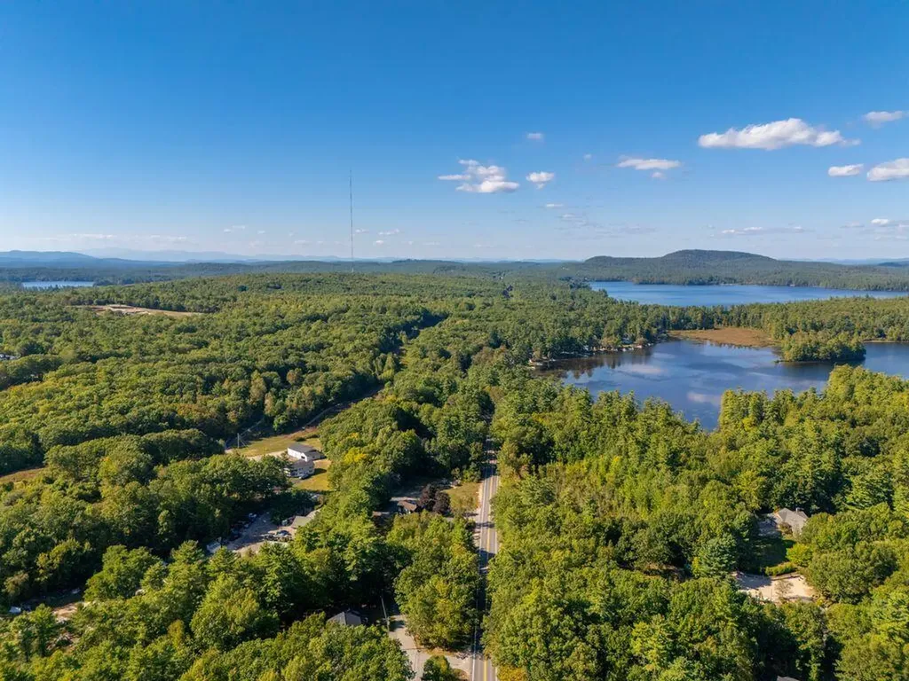 2 Flynn Road Raymond ME 04071