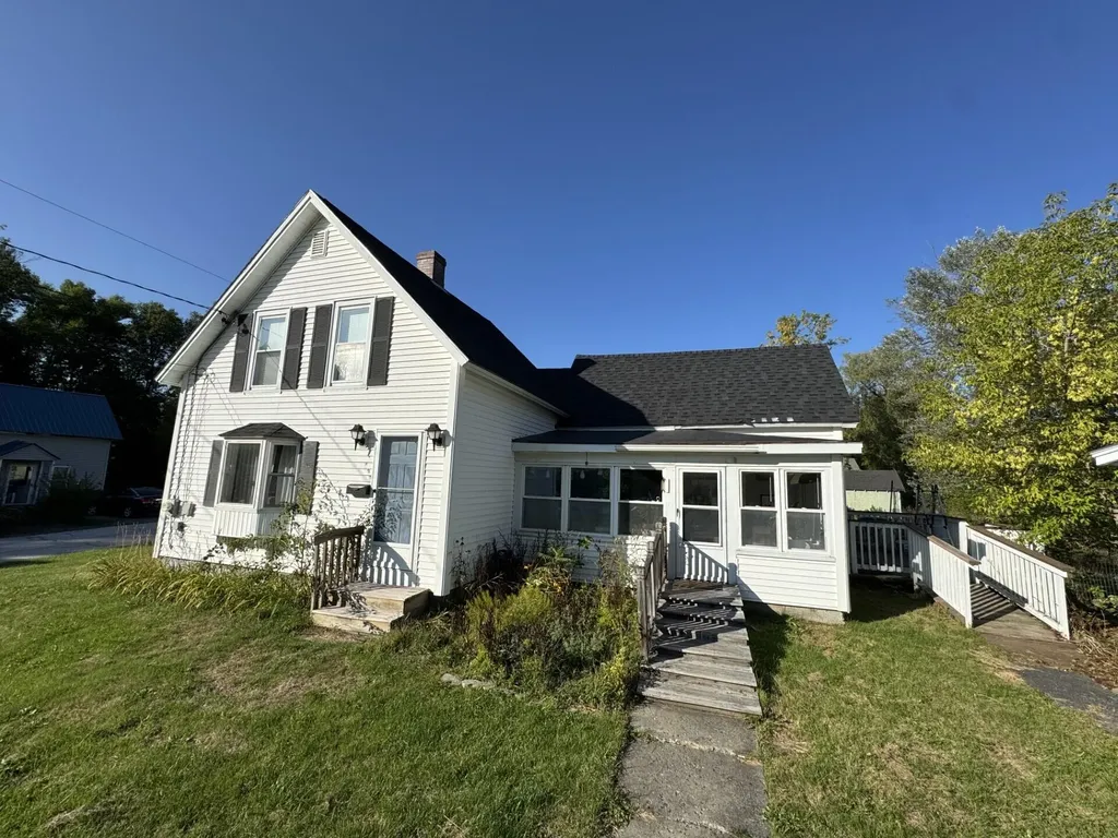 137 Washington Street Pittsfield ME 04967