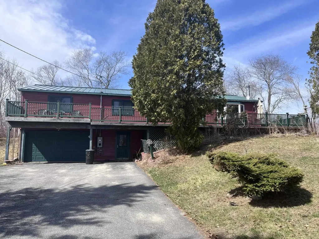 437 Stream Road Winterport ME 04496