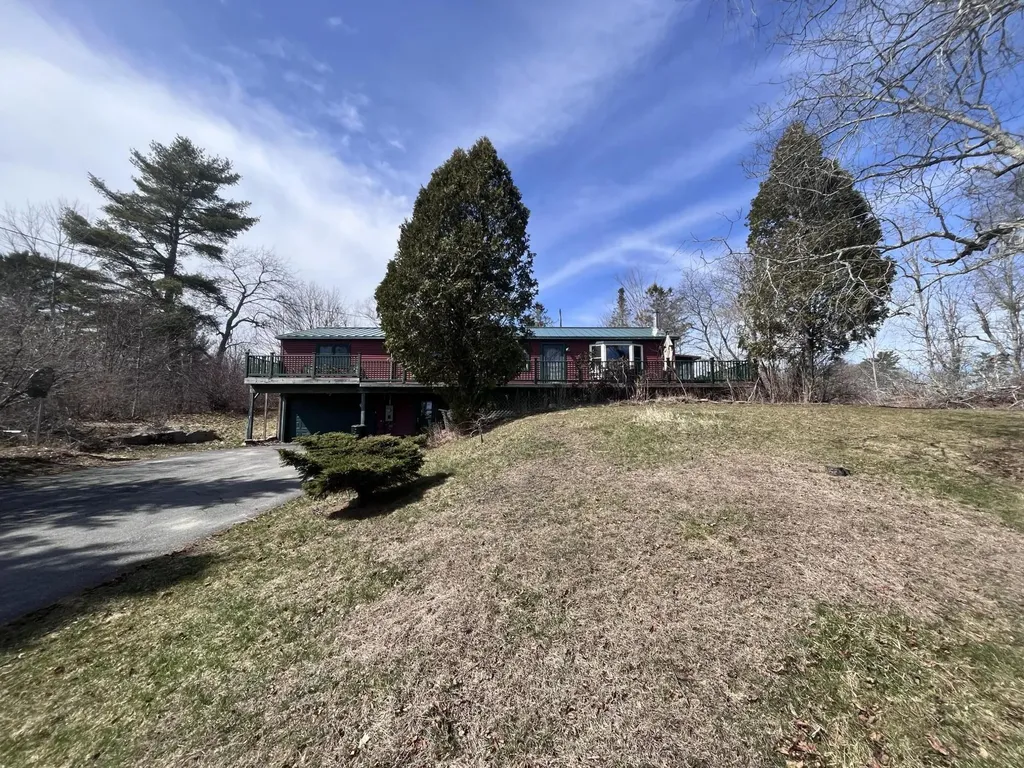 437 Stream Road Winterport ME 04496