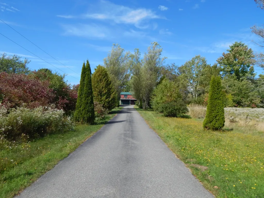 437 Stream Road Winterport ME 04496