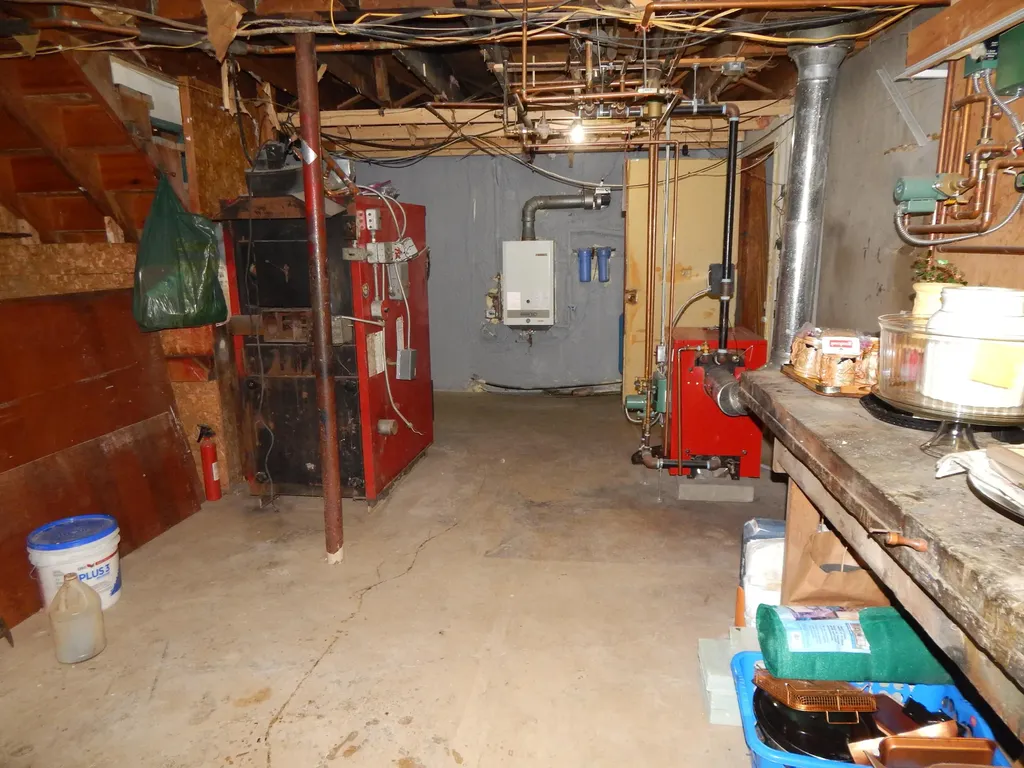 437 Stream Road Winterport ME 04496