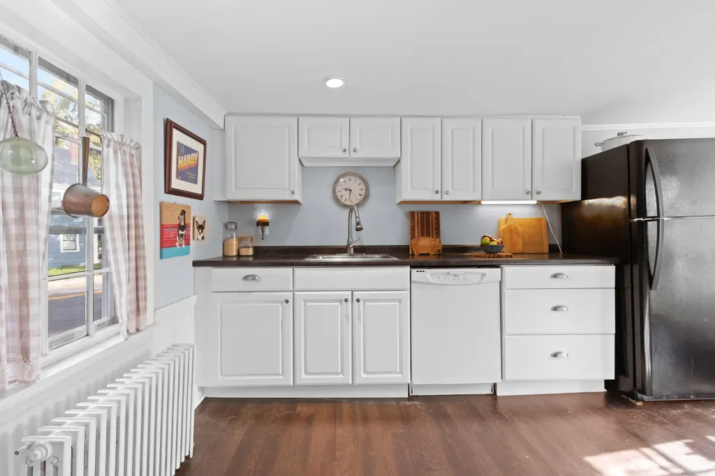25 Cross Street Saco ME 04072