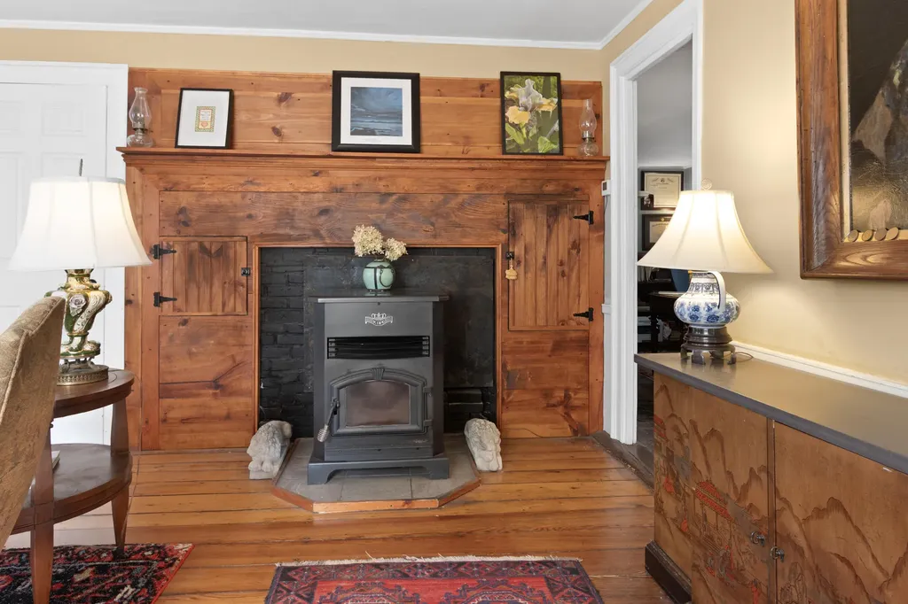 25 Cross Street Saco ME 04072