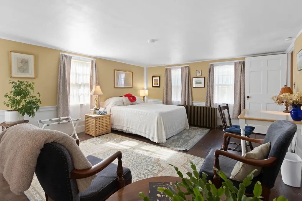 25 Cross Street Saco ME 04072