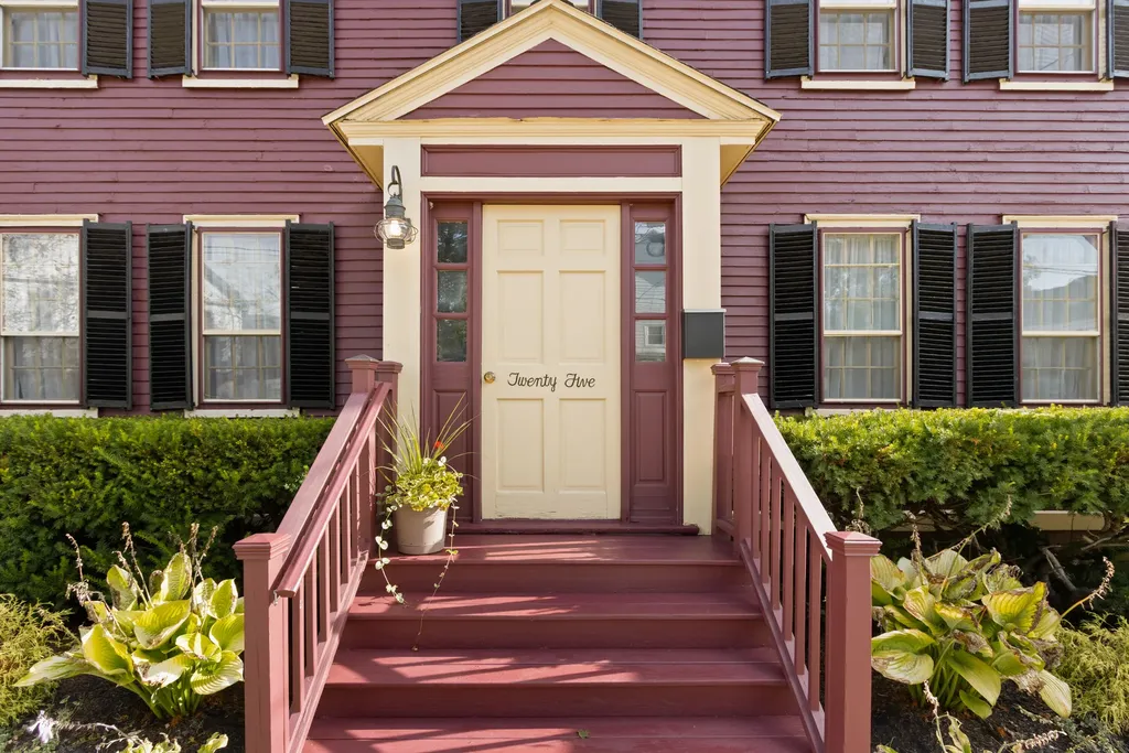 25 Cross Street Saco ME 04072