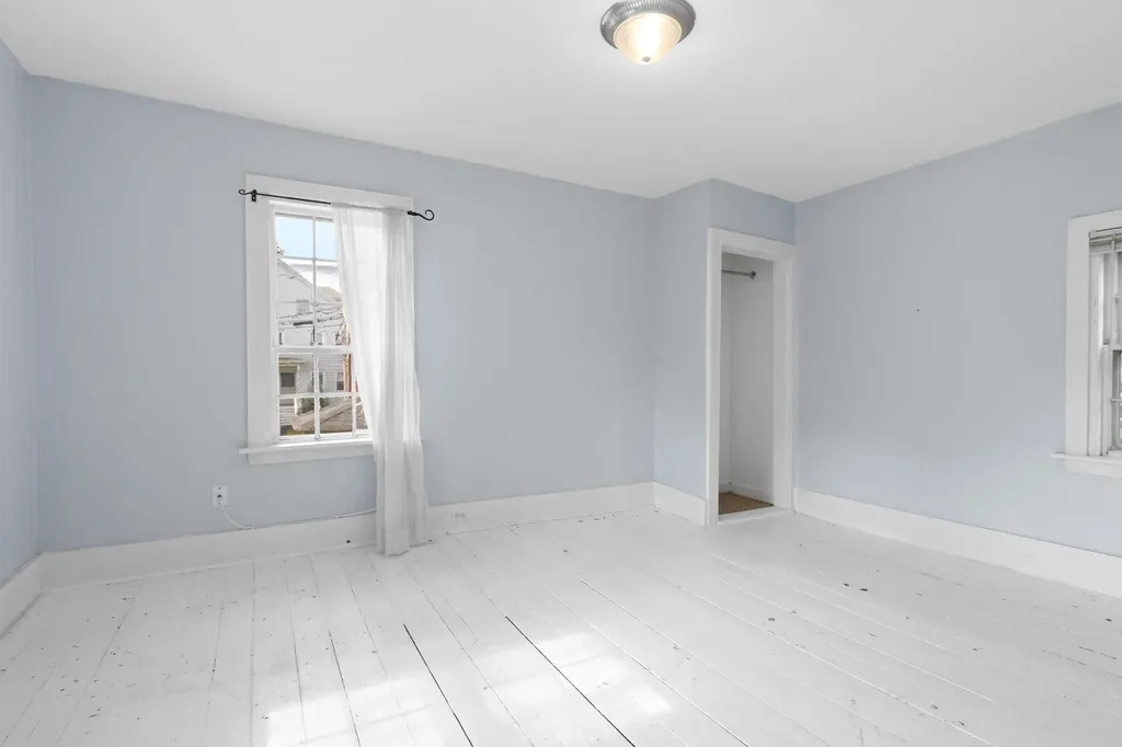 25 Cross Street Saco ME 04072