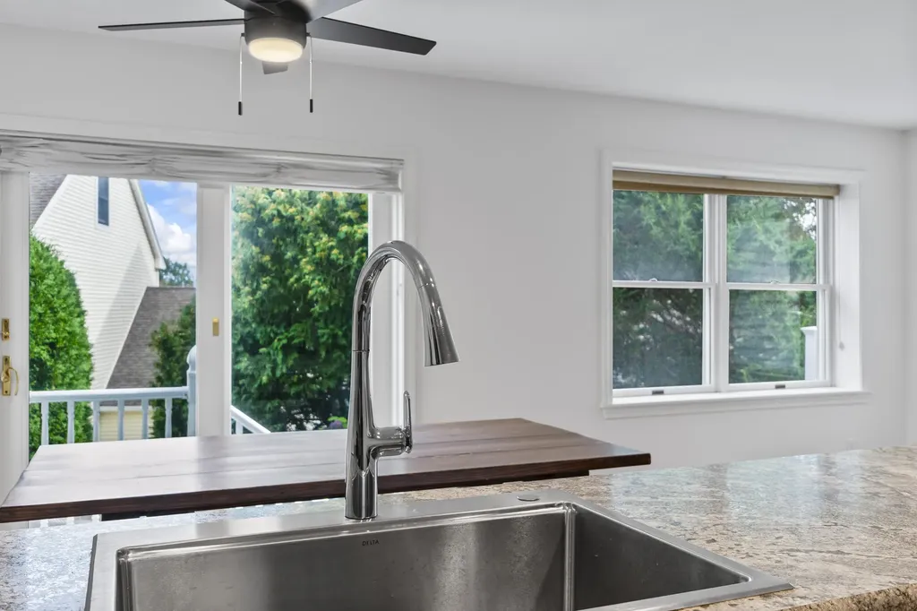 10 Yorke Ridge Way York ME 03909