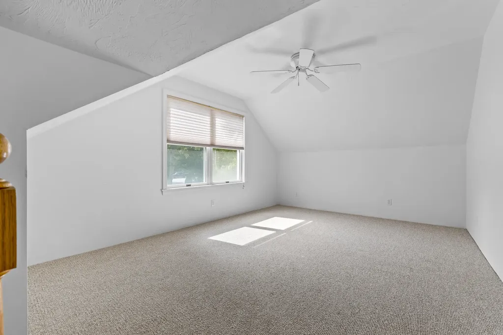 10 Yorke Ridge Way York ME 03909