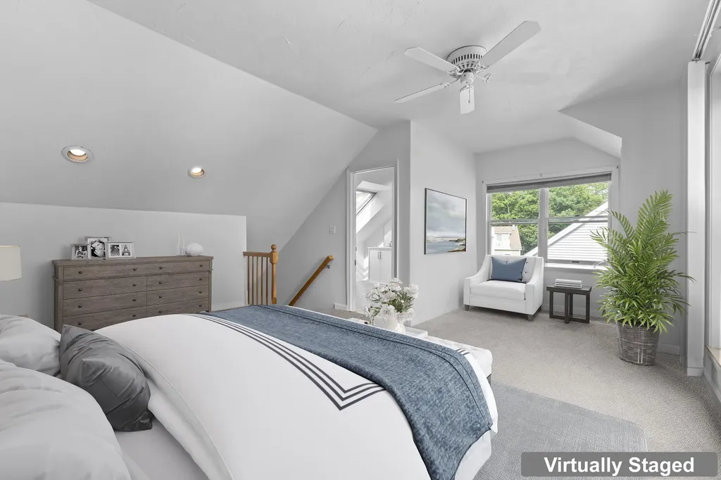 10 Yorke Ridge Way York ME 03909