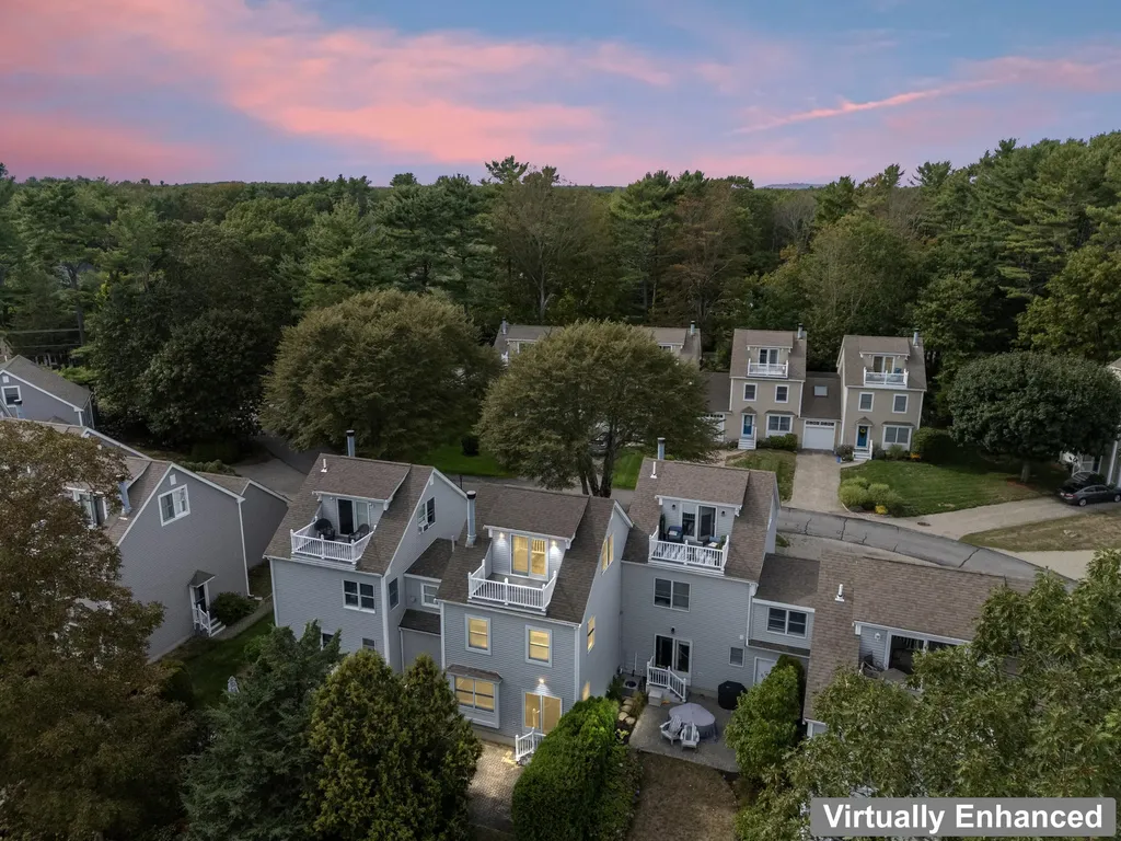 10 Yorke Ridge Way York ME 03909