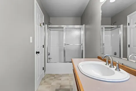 10 Yorke Ridge Way York ME 03909