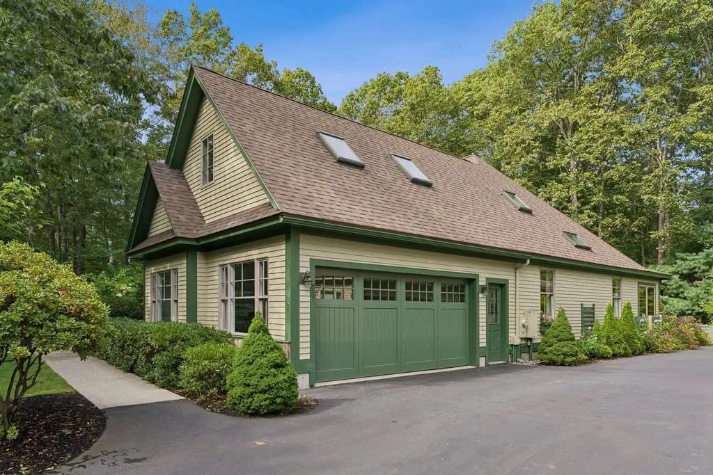 2 Landing Road Saco ME 04072