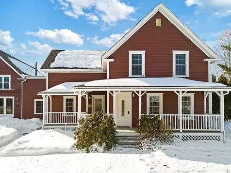 444 W Auburn Road Auburn ME 04210