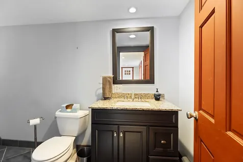 444 W Auburn Road Auburn ME 04210