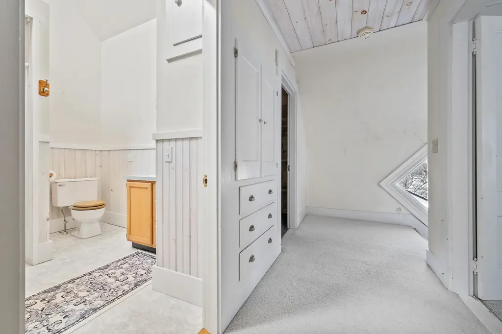 11 High Street Rangeley ME 04970