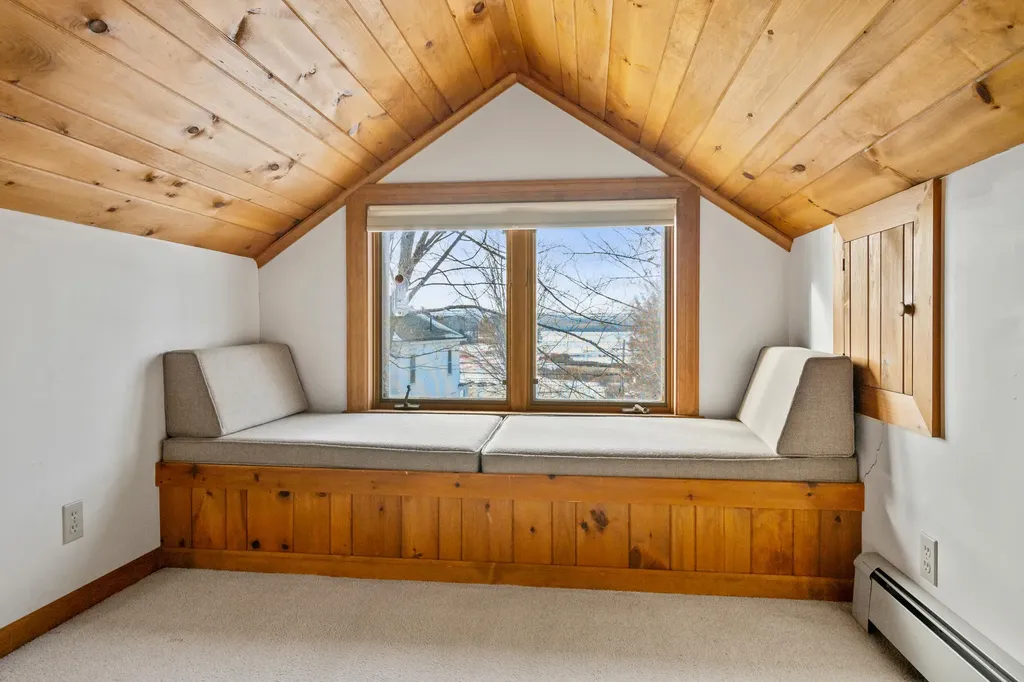 11 High Street Rangeley ME 04970