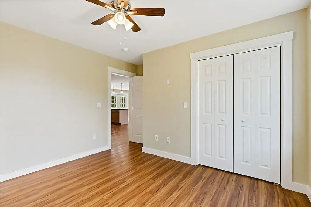 13 Chestnut Street Unity ME 04988