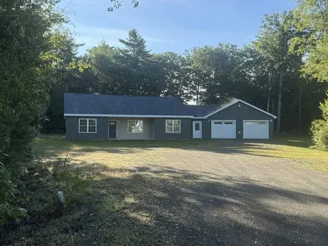 13 Chestnut Street Unity ME 04988