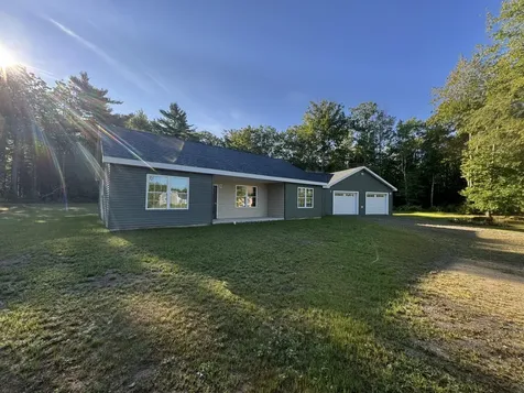 13 Chestnut Street Unity ME 04988