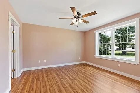 13 Chestnut Street Unity ME 04988