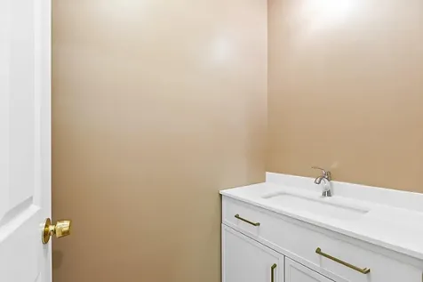 13 Chestnut Street Unity ME 04988