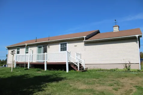 130 Exeter Road Corinth ME 04427