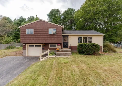 7 Pierce Lane Brunswick ME 04011