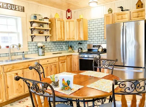 1586 St John Road Saint John Plt ME 04743