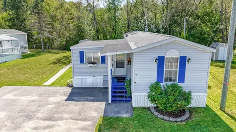 16 Garden Way Augusta ME 04330