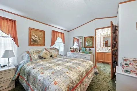 16 Garden Way Augusta ME 04330