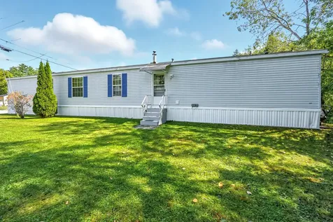 16 Garden Way Augusta ME 04330