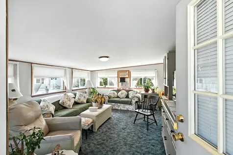 16 Garden Way Augusta ME 04330