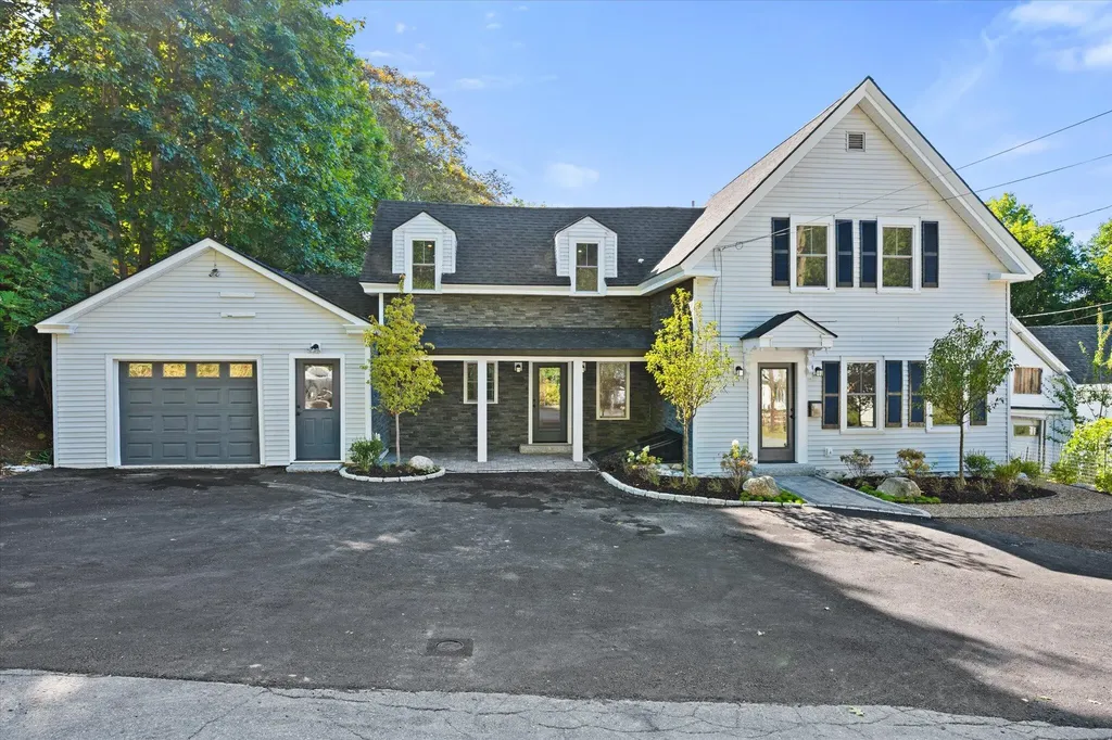 25 Lincoln Street Ellsworth ME 04605