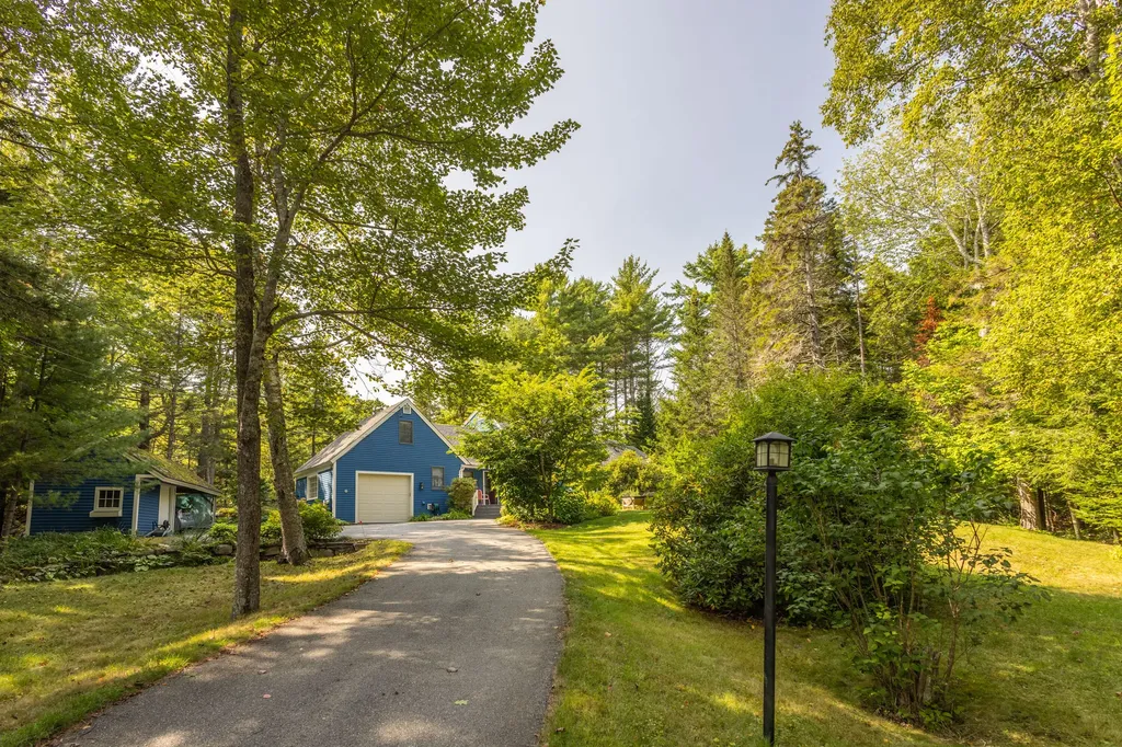 109 Mistic Avenue Rockport ME 04856