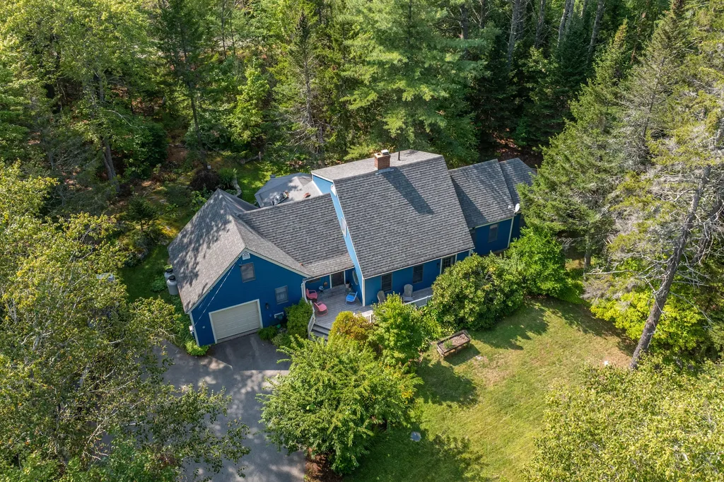 109 Mistic Avenue Rockport ME 04856