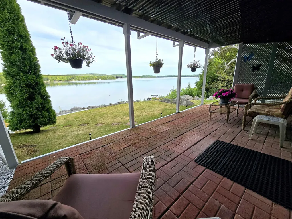 52 Shore Path Dedham ME 04429