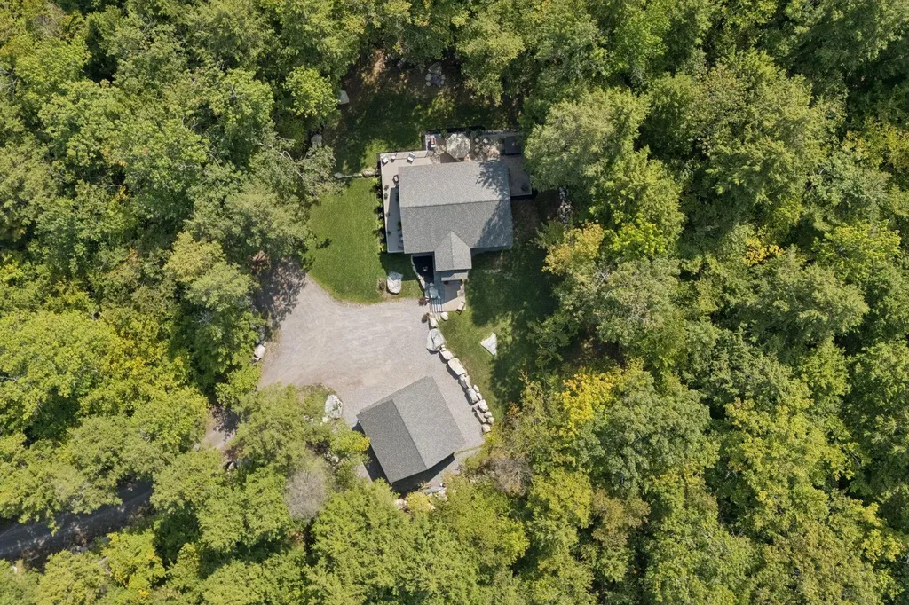 125 Whipporwill Drive Naples ME 04055
