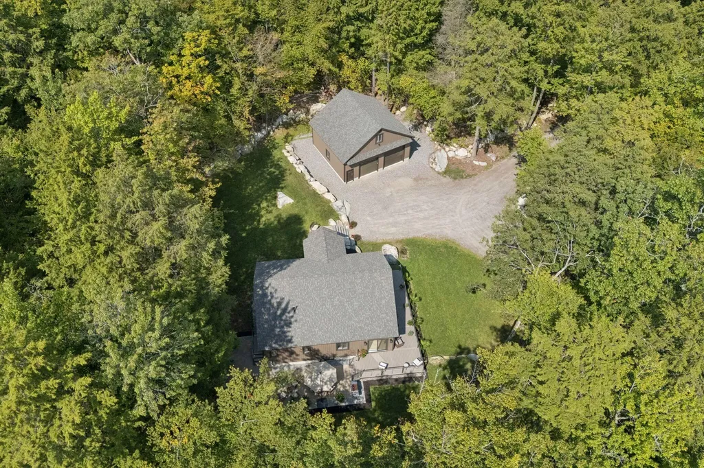 125 Whipporwill Drive Naples ME 04055