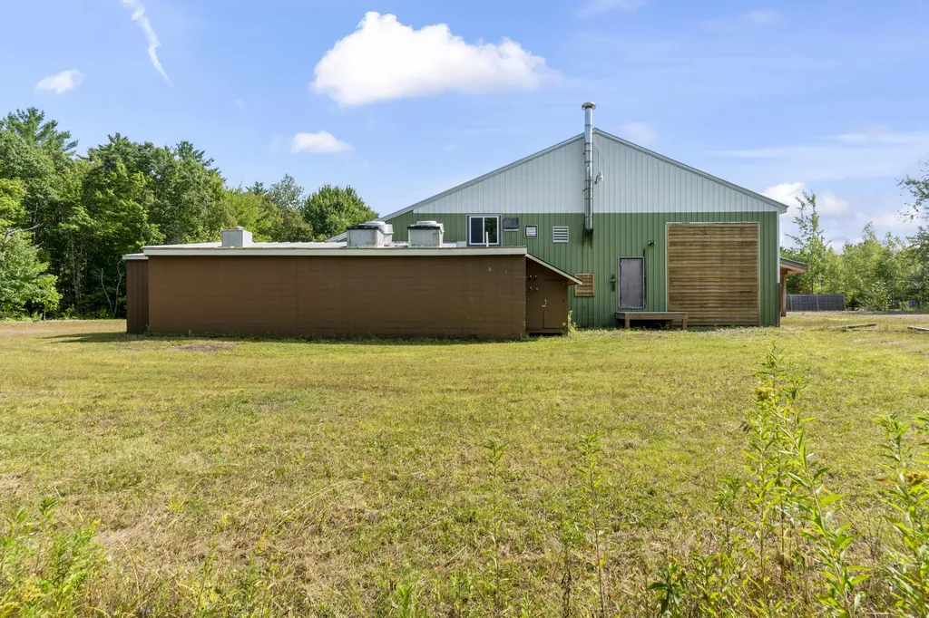 13 Commercial Road Kingfield ME 04947