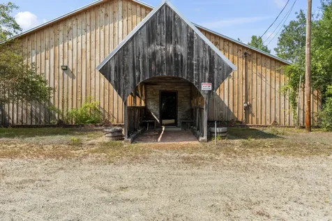 13 Commercial Road Kingfield ME 04947