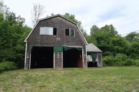 95 Belfast Road Northport ME 04849